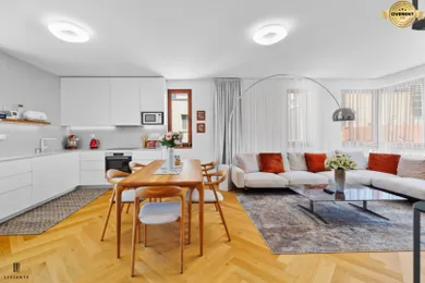 Na prenájom 4-izbový byt, 120 m², Bratislava-Staré Mesto, Dunajská