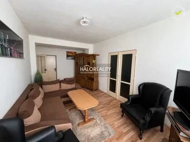 Na predaj 3-izbový byt, 60 m², Veľký Meder