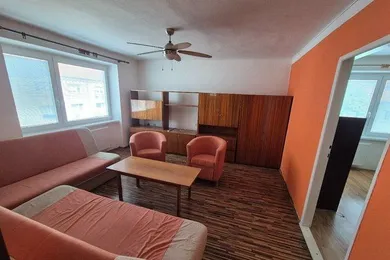 Na predaj 2-izbový byt, 59 m², Komárno, Zváračská ul.
