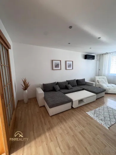 Mieszkania na sprzedaż, 3-pokojowe, Nitra · €186 000