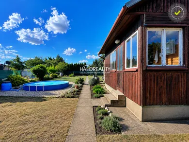 Domy rekreacyjne na sprzedaż, Levice · €46 500
