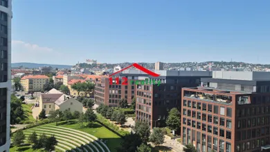 Byty na prenájom 2-izbový, Bratislava-Staré Mesto · €1 050
