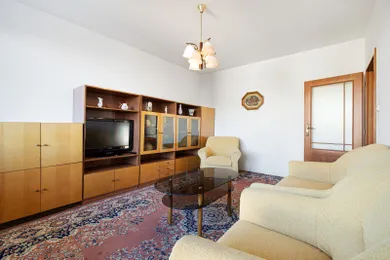 Na predaj 3-izbový byt, 67 m², Senec, Bratislavská