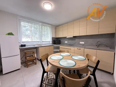 Na prenájom 2-izbový byt, 51 m², Poprad, Slovenského odboja