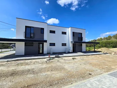 Na predaj 4-izbový dom, 125 m², Bitarová