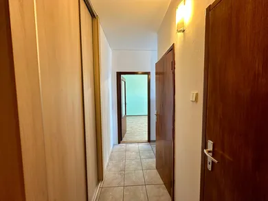 Na predaj 1-izbový byt, 34 m², Bratislava-Dúbravka, Kpt. Jána Rašu