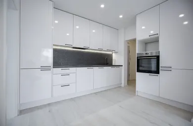 Квартиры на продажу, 4-комнатные, Trnava · €239 000