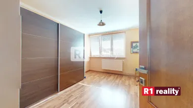 Na predaj 5-izbový dom, 260 m², Piešťany, Hurbanova