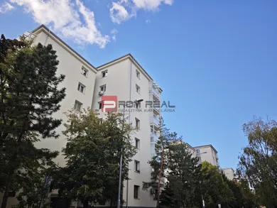 Na prenájom 2-izbový byt, 56 m², Pezinok, Záhradná