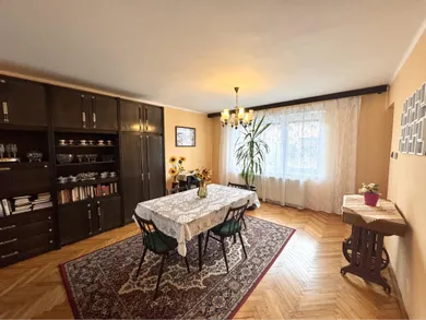 Na predaj 4-izbový dom, 150 m², Nové Zámky