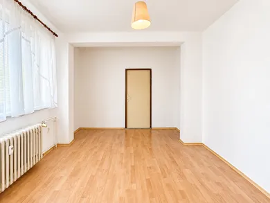 Na predaj 3-izbový byt, 55 m², Prievidza, Š. Králika