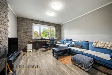 Na predaj 4-izbový byt, 87 m², Bratislava-Petržalka, Bzovícka