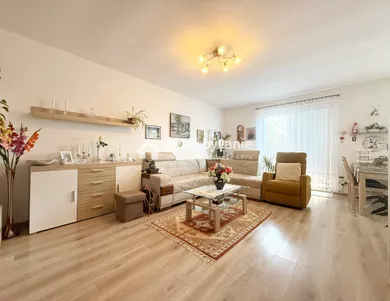 Domy na sprzedaż, 4-pokojowe, Marianka · €339 000