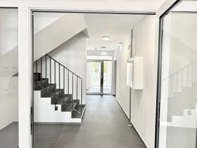 Na predaj 3-izbový byt, 59 m², Galanta, Športová