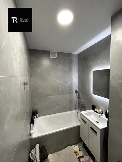 Na predaj 2-izbový byt, 54 m², Trnava, Ulica Bedřicha Smetanu