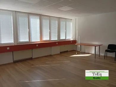 Na prenájom komerčné, 15 m², Banská Bystrica, Zvolenská cesta