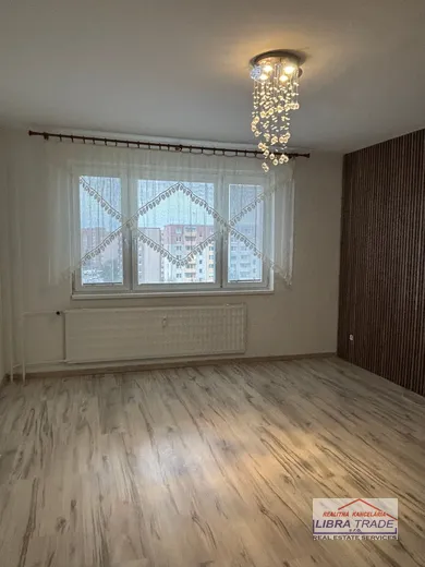 Na predaj 3-izbový byt, 62 m², Nové Zámky, J. Kráľa
