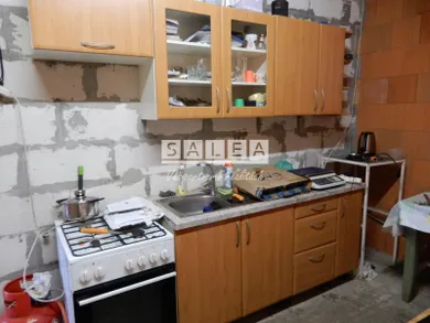 Na predaj 3-izbový dom, 180 m², Beša, -