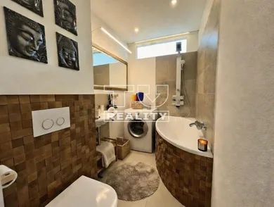 Na predaj 4-izbový byt, 77 m², Bratislava-Podunajské Biskupice