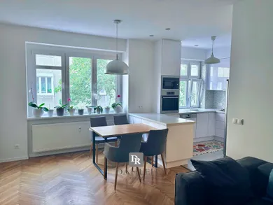 Mieszkania na wynajem, 3-pokojowe, Bratislava-Staré Mesto · €1000