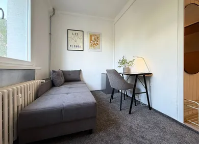 Na prenájom 1-izbový byt, 15 m², Bratislava-Nové Mesto, Škultétyho