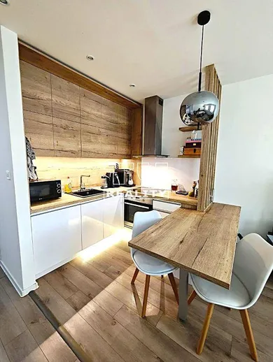 Na predaj 2-izbový byt, 46 m², Bratislava-Dúbravka