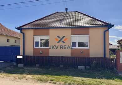 Na predaj dom, 110 m², Šurany