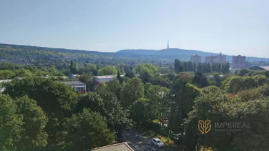 Mieszkania na sprzedaż, 4-pokojowe, Bratislava-Dúbravka · €305 000