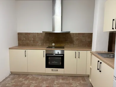 Na prenájom 1-izbový byt, 27 m², Trnava, Ulica Ľudmily Podjavorinskej