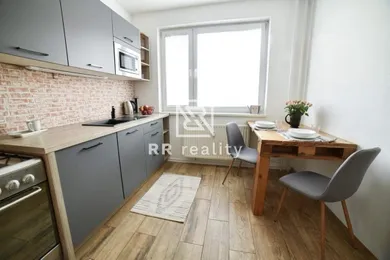 Na prenájom 1-izbový byt, 36 m², Košice-Sídlisko KVP, Titogradská