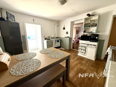 Na predaj dom, 200 m², Modrany