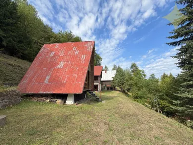 Na predaj rekreačný dom, 39 m², Vyhne