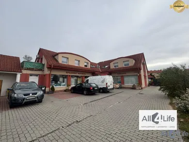 Komerčné priestory na predaj, Piešťany · €449 900