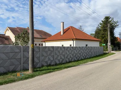 Na prenájom 3-izbový dom, 80 m², Veľké Dvorníky, Malá