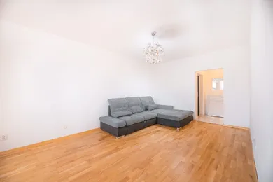 Na prenájom 3-izbový byt, Trenčín, Inovecká