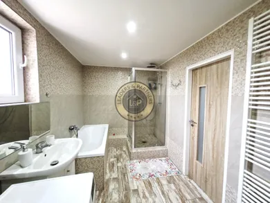 Na predaj 4-izbový dom, 210 m², Fekišovce
