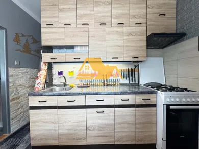 Na predaj 2-izbový byt, 52 m², Nové Zámky, centrum