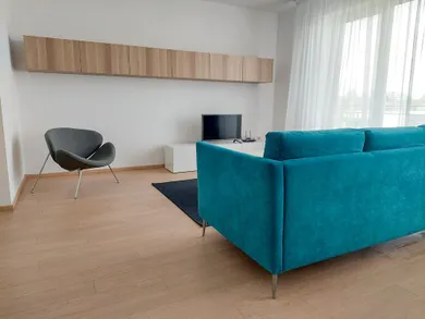 Na prenájom 2-izbový byt, 65 m², Vráble, Sídl. Žitava