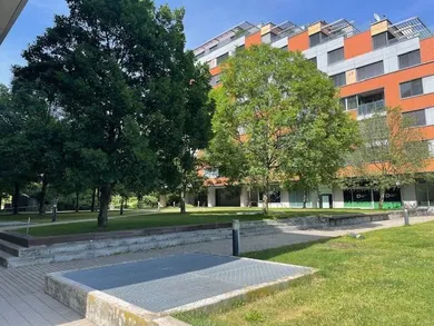Byty na prenájom 4-izbový, Bratislava-Karlova Ves · €2 500