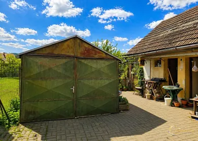 Na predaj 3-izbový dom, 126 m², Púchov, Školská