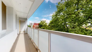 Na prenájom byt v Bratislava-Rača · €690 · Čiastočná rekonštrukcia
