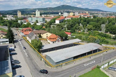 Комерційні приміщення в оренду, Nitra · €1