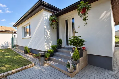 Kiadó lakások, 3-szobás, Galanta · €820