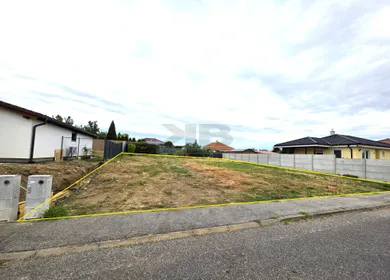 Na predaj pozemok, 534 m², Ivanka pri Nitre, Javorová ulica