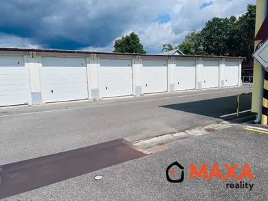 Na prenájom objekt, 195 m², Prievidza