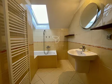 Na prenájom 2-izbový byt, 45 m², Poprad, Kuzmányho