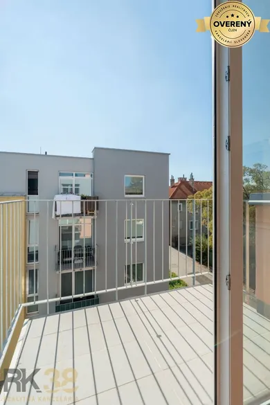 Na predaj 1-izbový byt, 40 m², Poprad, Továrenská