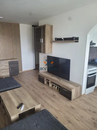 Mieszkania na wynajem, 3-pokojowe, Poprad · €700