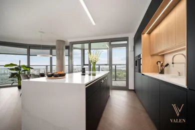 Kiadó lakások, 4-szobás, Bratislava-Staré Mesto · €4360