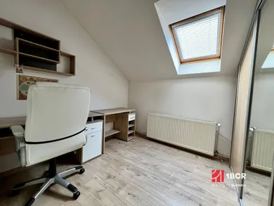 Na prenájom 4-izbový byt, Bratislava-Staré Mesto, Palackého